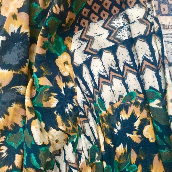 O’Neill 3/4 Sleeve Floral Overpiece - Picture 3 of 3